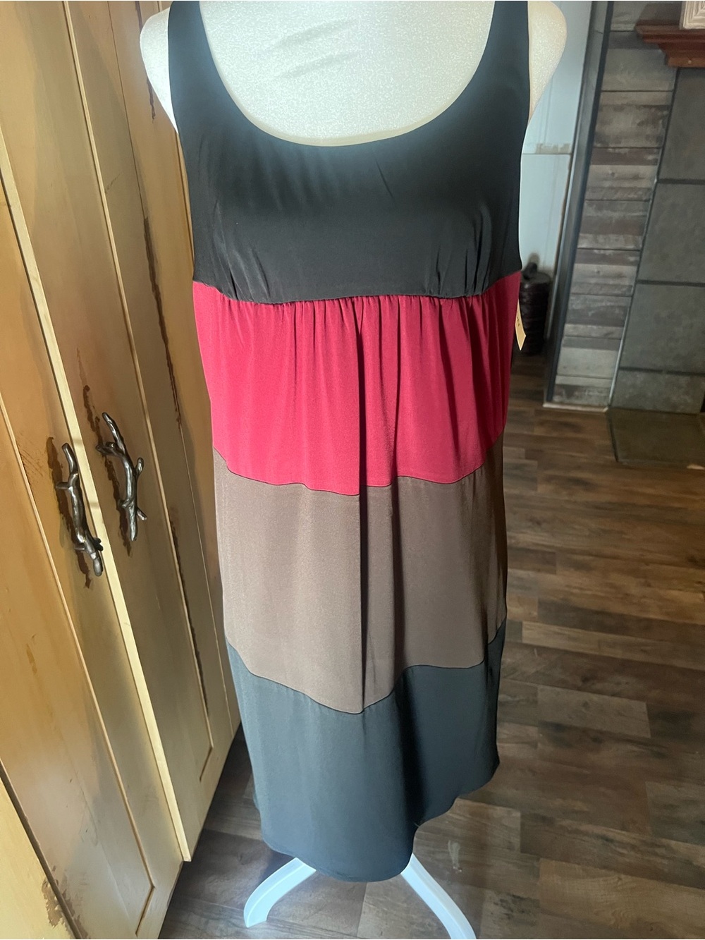 Maggy London Sleeveless Colorblock Midi Dress - Black, Red, Brown